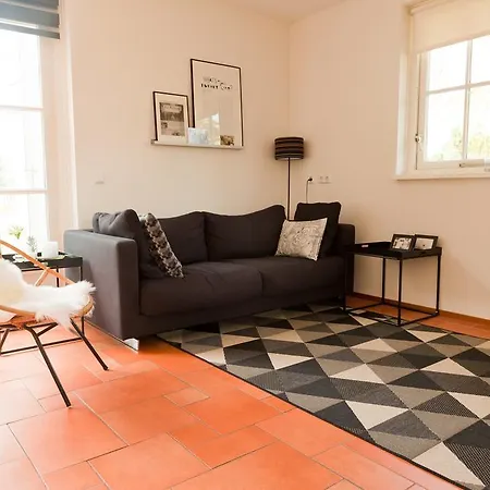 Het Eerste Vacation Semesterbostad